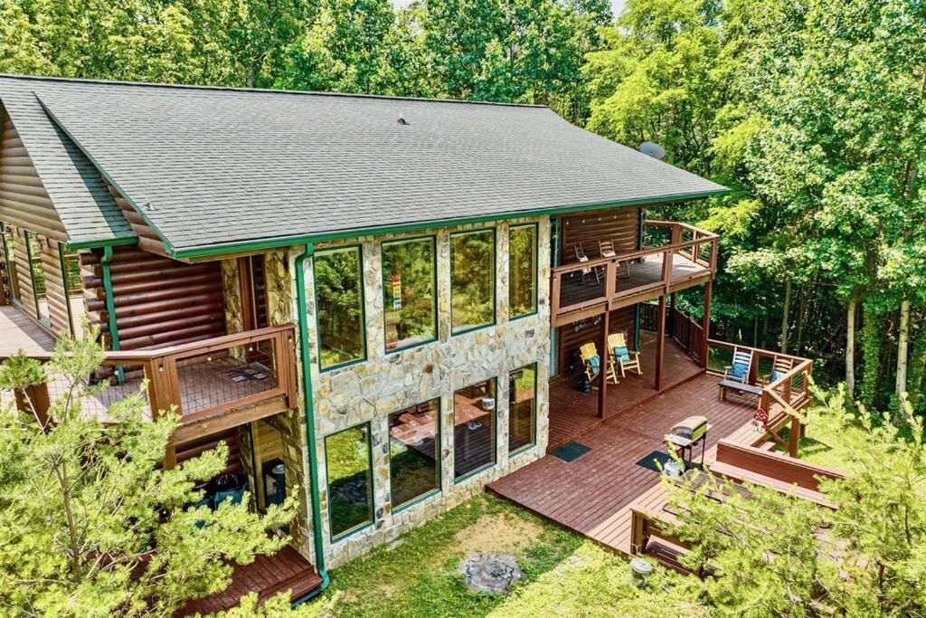Panorama Mountain View Cabin, Less Than 10 Miles From Gatlinburg And Dollywood, Dog Friendly, 6 Bedrooms Sleeps 17, Fire Pit, Hottub, Washer Dryer, Fully Loaded Kitchen, Gameroom With A Tv, Pool Table, Arcade, Air Hockey, And Foosball เซอเวียร์วีล ภายนอก รูปภาพ